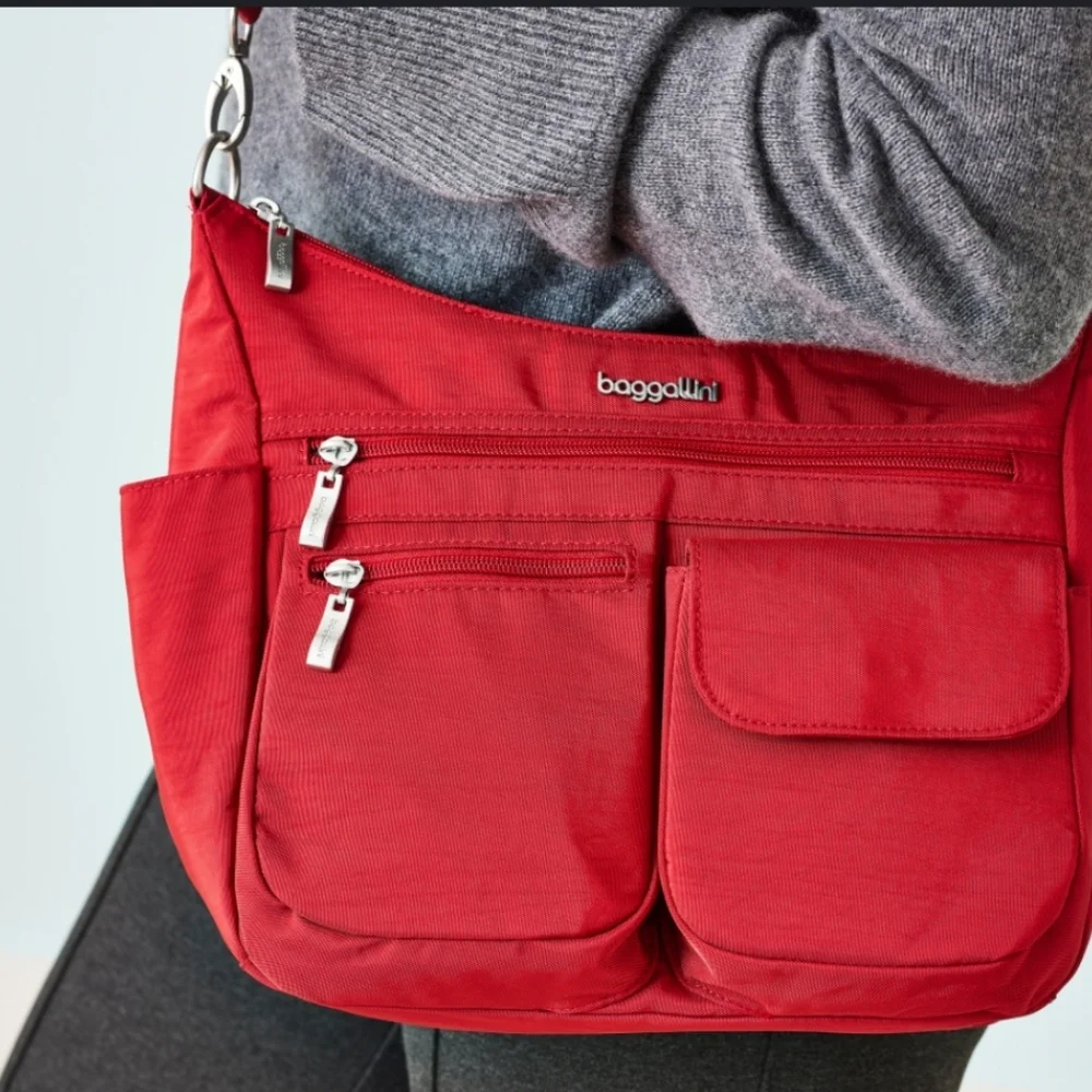 Baggallini Everywhere Bag